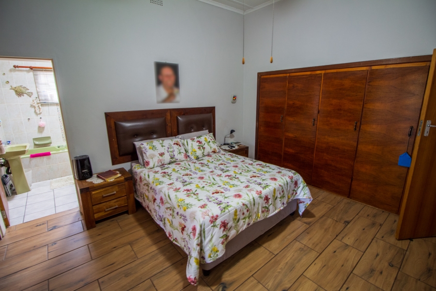 5 Bedroom Property for Sale in Middelpos Northern Cape